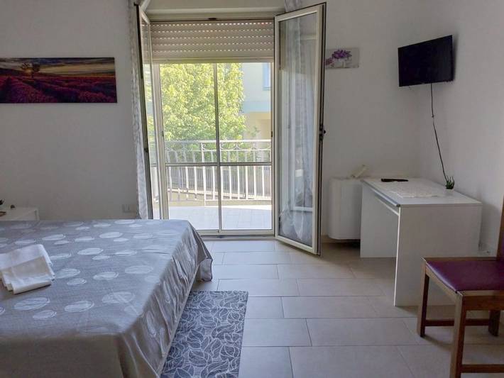 Location de vacances pour 2 personnes, avec vue et balcon, adapté aux familles dans Marina di Davoli - 2