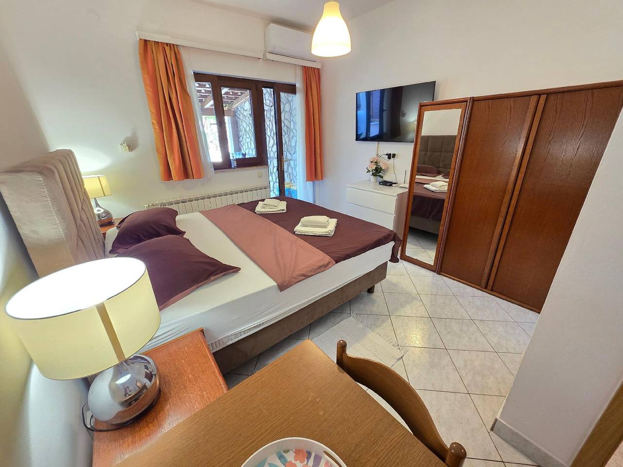 Ganze Ferienwohnung, Studio-Apartment mit Terrasse in Crikvenica, Primorje-Gorski Kotar