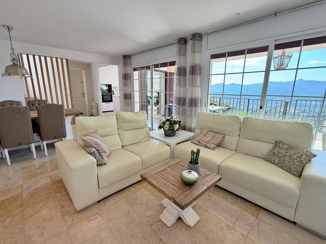 Villa Scandinavia in Santa Cristina de Aro, Costa Brava