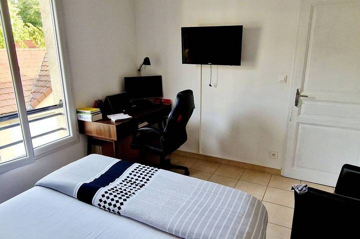 Gîte pour 4 personnes, avec balcon et jardin à Prévessin-Moëns - 2