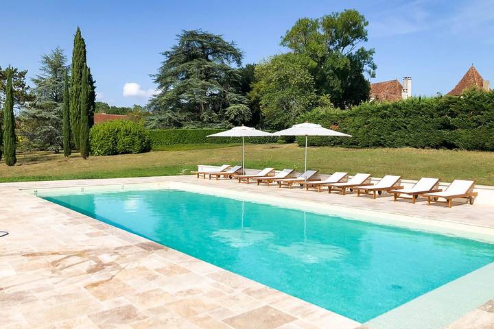 Gîte pour 10 personnes, avec jardin et terrasse à Pinsac - 2