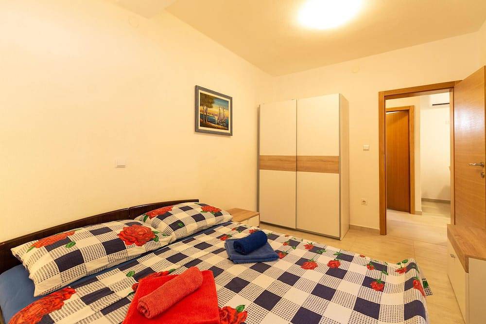 Awesome home in Starigrad in Starigrad Paklenica, Starigrad