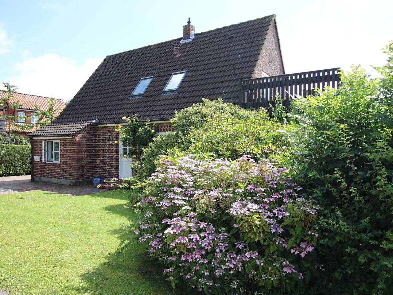 Ganze Ferienwohnung, Starklef 21, Whg. 2 - Ferienwhg. in Wyk, 3 Personen + Baby im Og, 2-Familienhaus, 3 Zimmer, ca. 60m² in Wyk auf Föhr (Stadt), Wyk auf Föhr