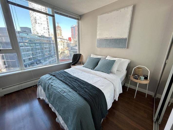 Apartamento de vacaciones para 4 personas, con vistas y jardín además de sauna y piscina - 1