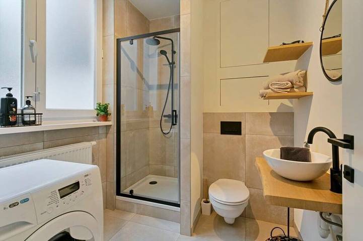 Appartement entier, One-Br Getaway in Antwerp + free parking in Anvers, Région d'Anvers
