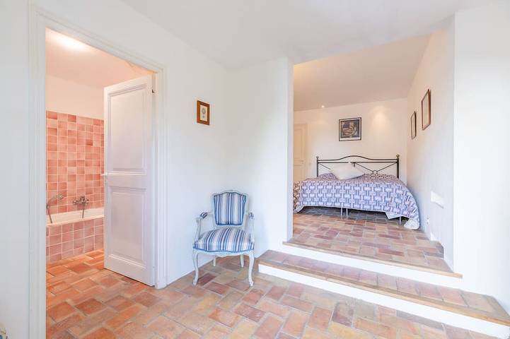 Villa pour 16 personnes, avec Balcon ainsi que Jacuzzi et Jardin dans l'Escalet - 4