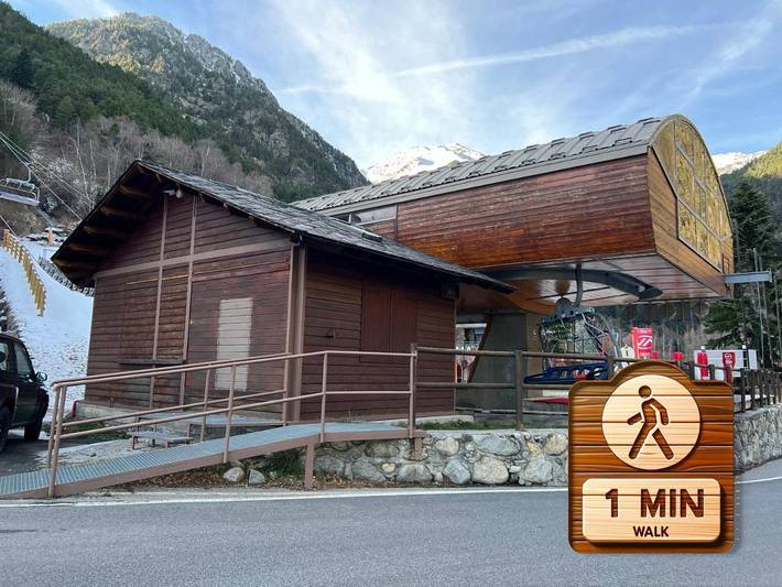 Gîte pour 6 personnes, avec vue et terrasse, animaux acceptés dans Arinsal - 4