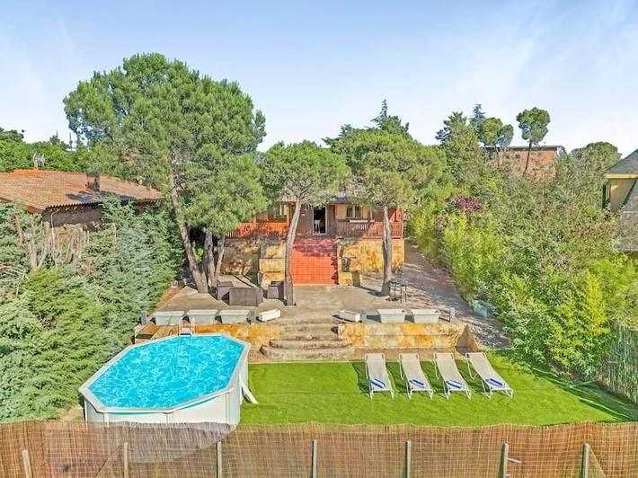 Casa de vacaciones para 6 personas, con Balcón y Terraza además de Jardín y Piscina en Torrelodones