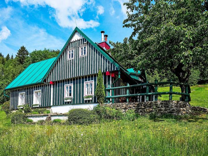 Ferienhaus für 7 Personen, mit Garten in Tanvald