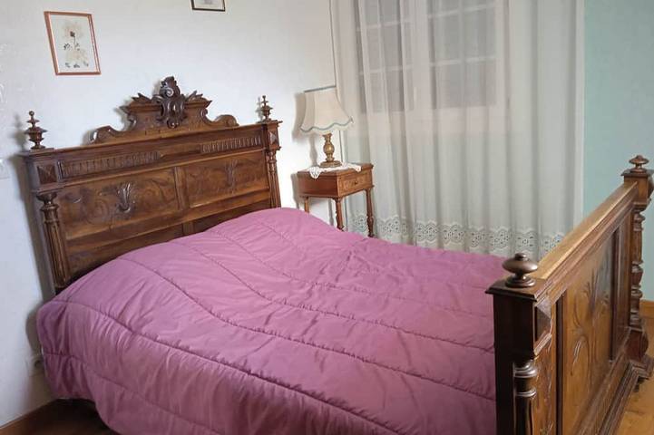 Casa de la aldea de la Sentencia in Bernac-Dessus, Altos Pirineos