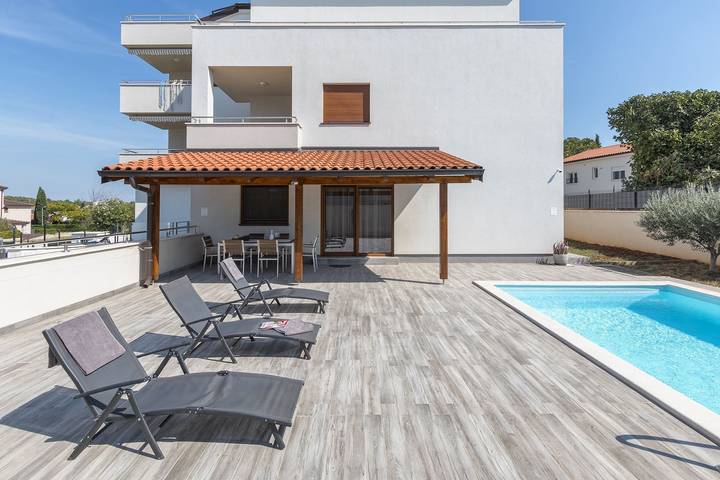 Ferienwohnung für 6 Personen, mit Garten in Banjole - 4