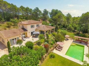 Location de vacances pour 8 personnes, avec terrasse, adapté aux familles à Flayosc