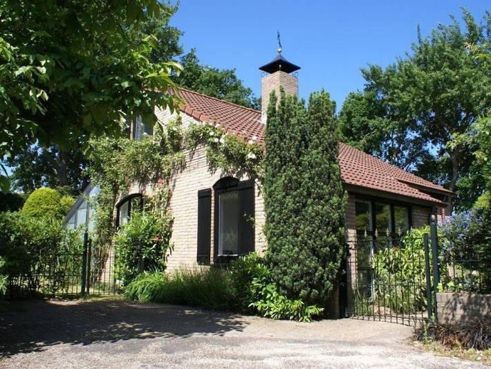 Ferienhaus für 5 Personen, mit Terrasse und Garten in Westenschouwen