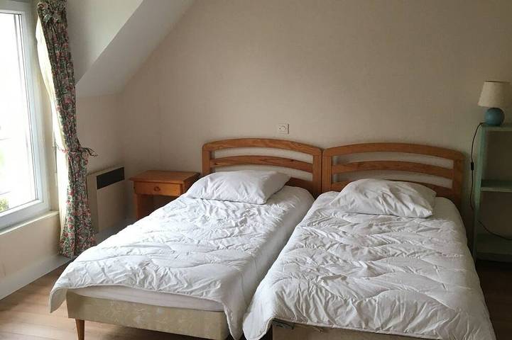 Location de vacances pour 6 personnes, avec terrasse et jardin dans Plage du Roaliguen - 3