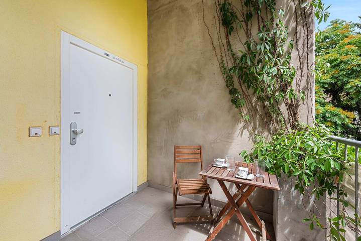 Ganze Wohnung, Ferienwohnung für 3 Personen mit Garten in Floridsdorf, Wien