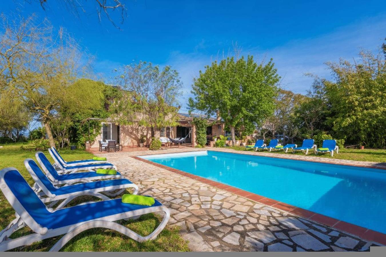 Mirabo - Villa with private pool and free Wifi in Manacor, Mallorca Este