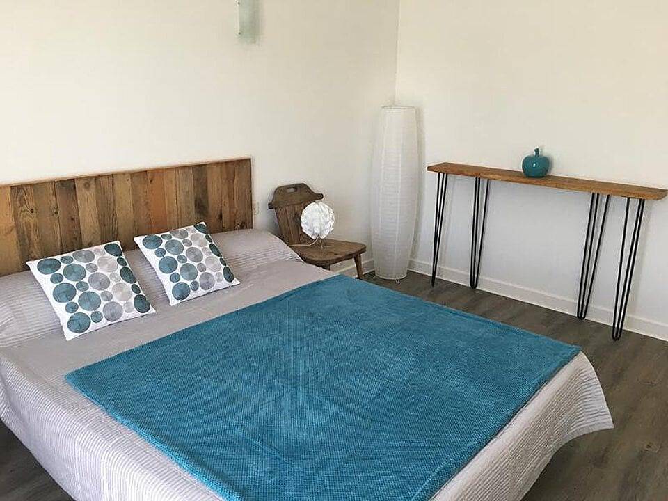 Chambres d'hôtes Chez Stéphanie et Jérôme - Chambre bleue in Laguépie, Massif central