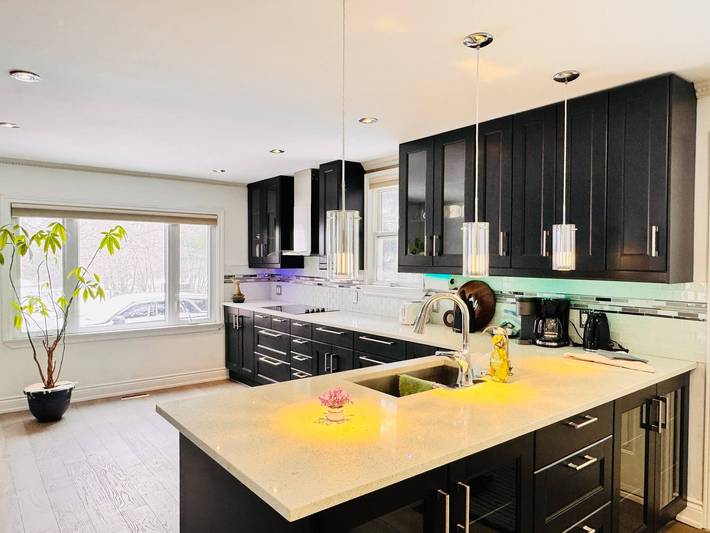 Charmanter Bungalow-Rückzugsort in Whitby, Kanada in Whitby, Ontariosee (Kanada)