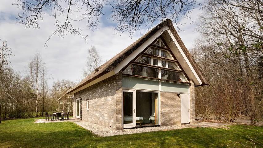 Villa voor 8 personen, met tuin in Drenthe