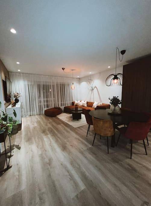 Gîte pour 2 personnes, avec Balcon et Terrasse à Mosfellsbær