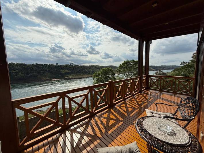 Gîte pour 2 personnes, avec jardin ainsi que jacuzzi et piscine à Puerto Iguazú