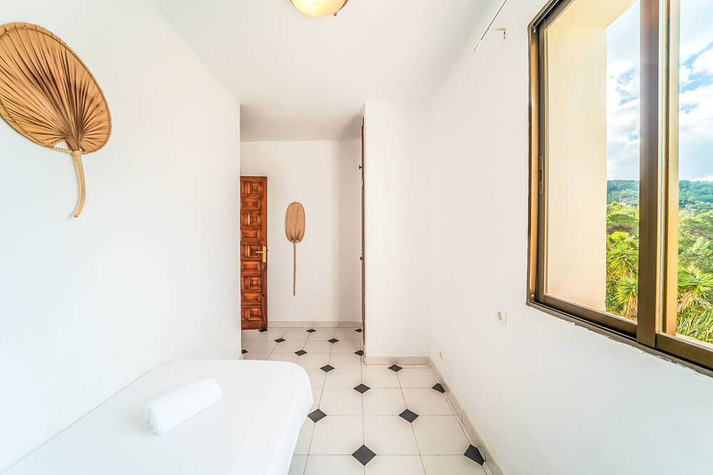 Entire apartment, Es Grop in S'Arenal Petit, Sant Joan de Labritja