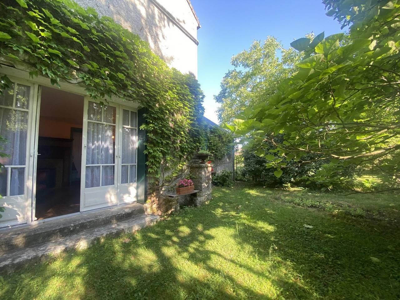 Le Magnolia in Bourron-Marlotte, Seine-et-Marne