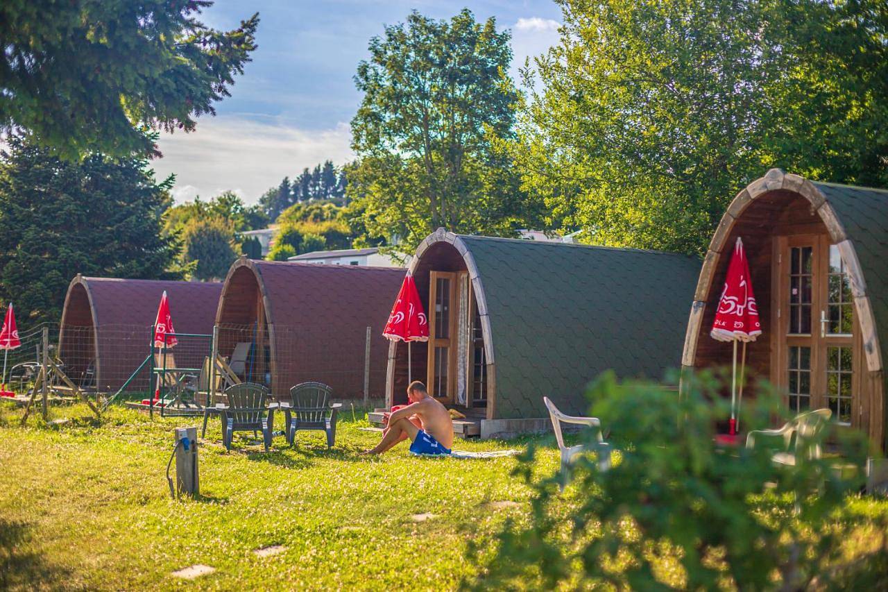 Camping Le Pommier Rustique in Yvoir, Région de Namur