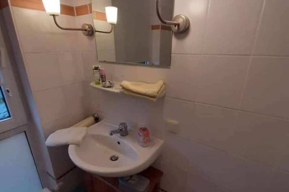 Ganze Wohnung, Neue , sehr gepflegte Ferienwohnung an den ruhigen Leinewiesen. in Schwarmstedt, Landkreis Heidekreis