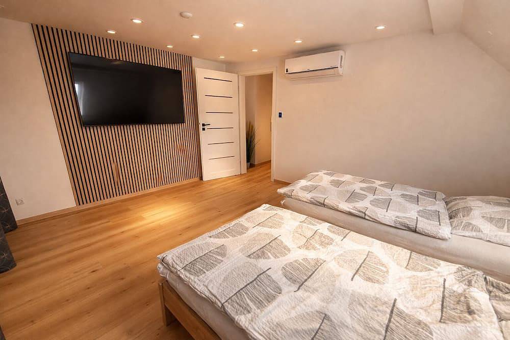 Exklusives Haus zur Alleinnutzung – 3 Schlafzimmer, Wlan & Netflix in Neumünster, Schleswig-Holstein Binnenland