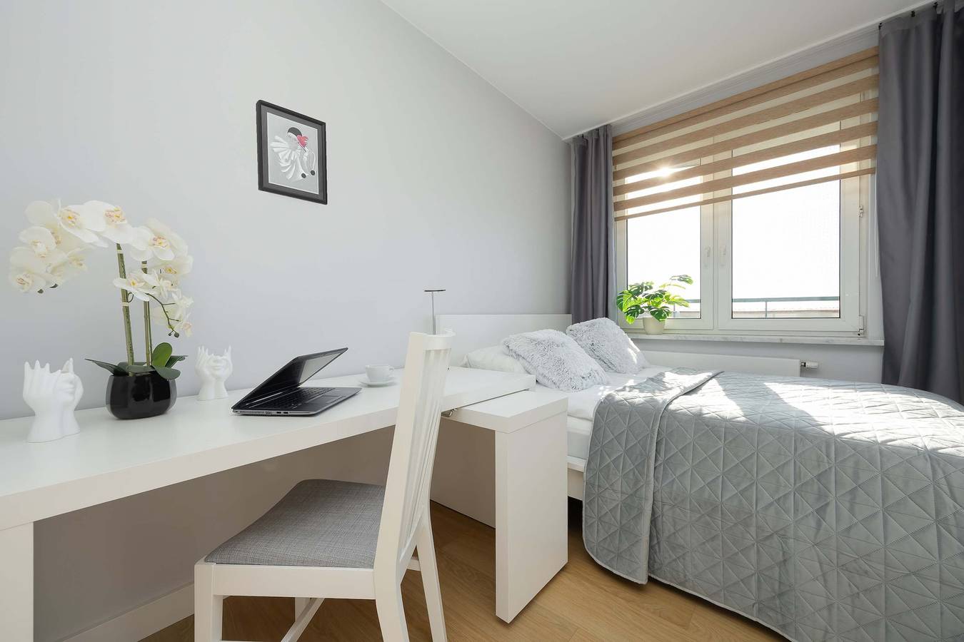 Ganze Wohnung, Ferienwohnung für 4 Personen mit Garten in Warschau, Masowien