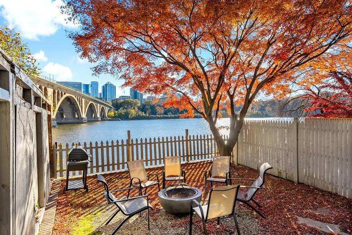 Apartamento para 12 personas, con sauna además de jardín y vistas en Washington D.C.