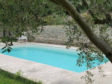 Gîte pour 10 personnes, avec jardin et piscine à Pouzols-Minervois