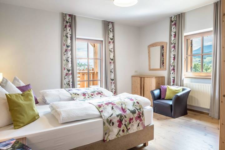 Apartamento entero, Apartamento "Schlosshof Rotkäppchen" con vistas a la montaña, jardín privado y Wi-Fi in Presule, Fiè allo Sciliar
