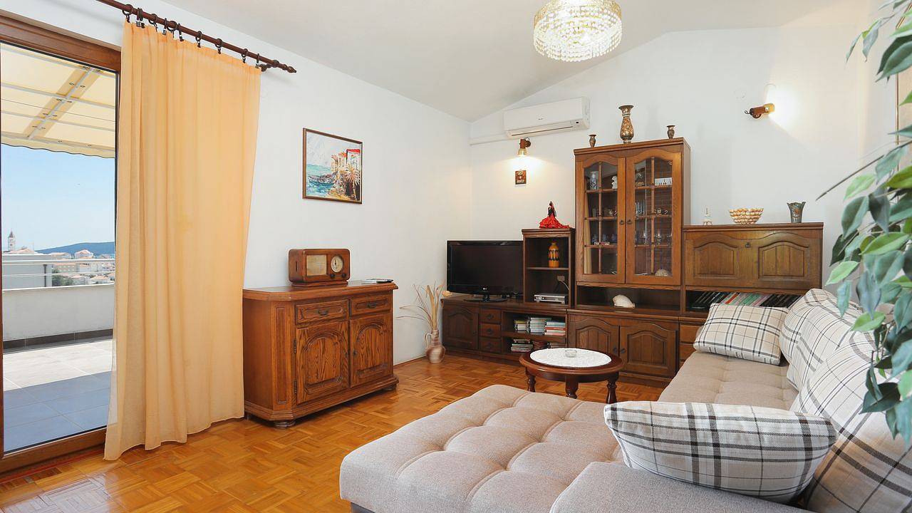 Ganze Ferienwohnung, Ferienwohnung für 4 Personen (62 m²) in Seget Vranjica in Seget Vranjica, Split-Dalmatien
