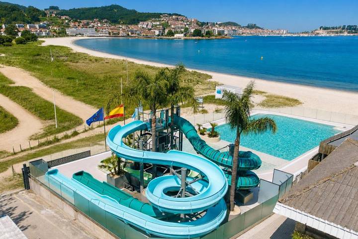 Tienda para 2 personas, con piscina en Rias Baixas