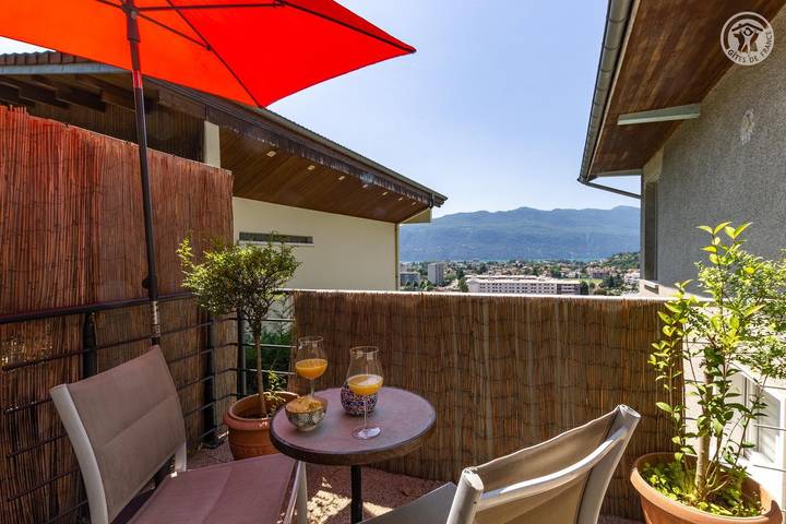 Gîte pour 2 personnes, avec jardin et piscine à Aix-les-Bains - 3