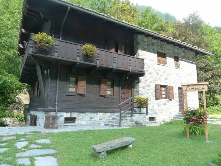 Maison d’hôte pour 5 personnes, avec jardin, animaux acceptés dans Vallée d'Aoste - 4