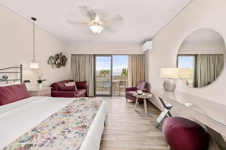 Hôtel pour 2 personnes, avec jacuzzi ainsi que piscine et jardin dans Mikra Mandinia - 2