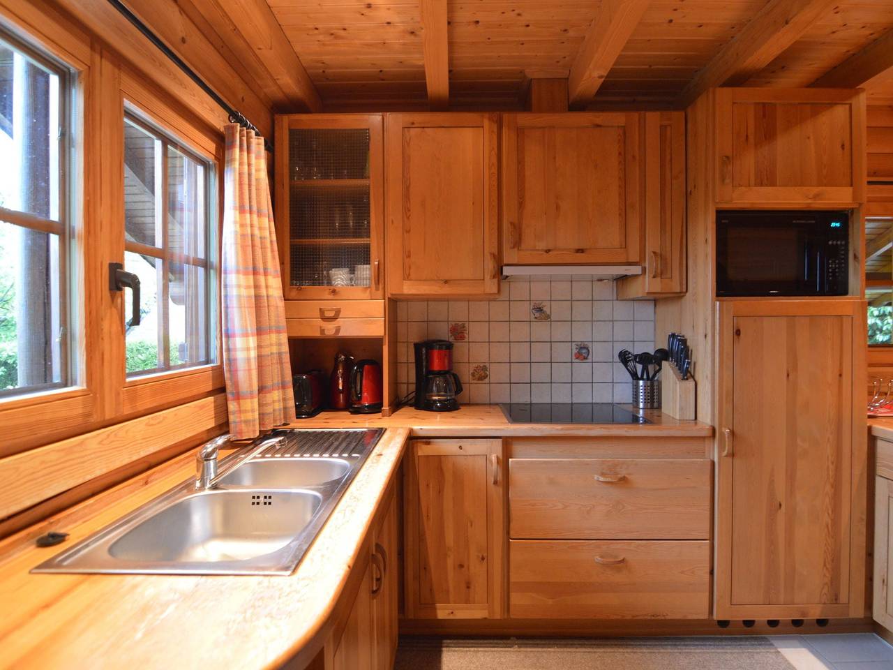 Stavelot Chalet met Tuin in Francorchamps, Stavelot