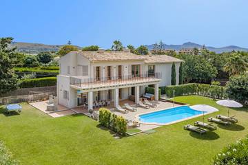 Villa in Pollença, Serra de Tramuntana für 12 
