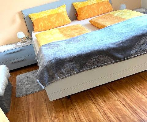 Ferienhaus für 3 Personen, mit Terrasse und Balkon/Terrasse in Fränkisches Weinland - 2