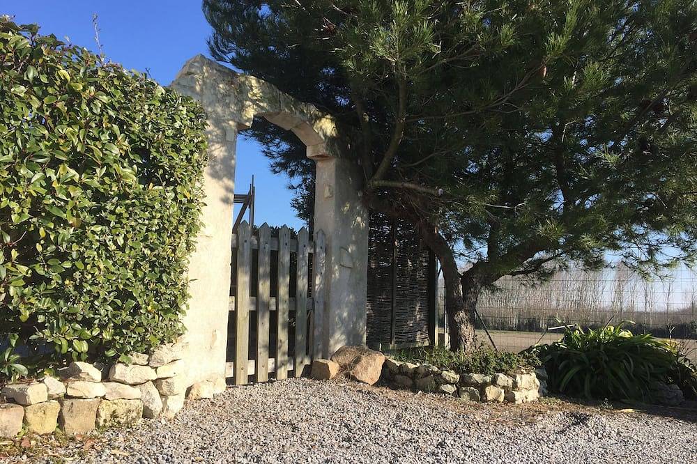 Casa a 700m de la playa con jardín para 4 / pers y parking privado. in Angoulins, Región de La Rochelle