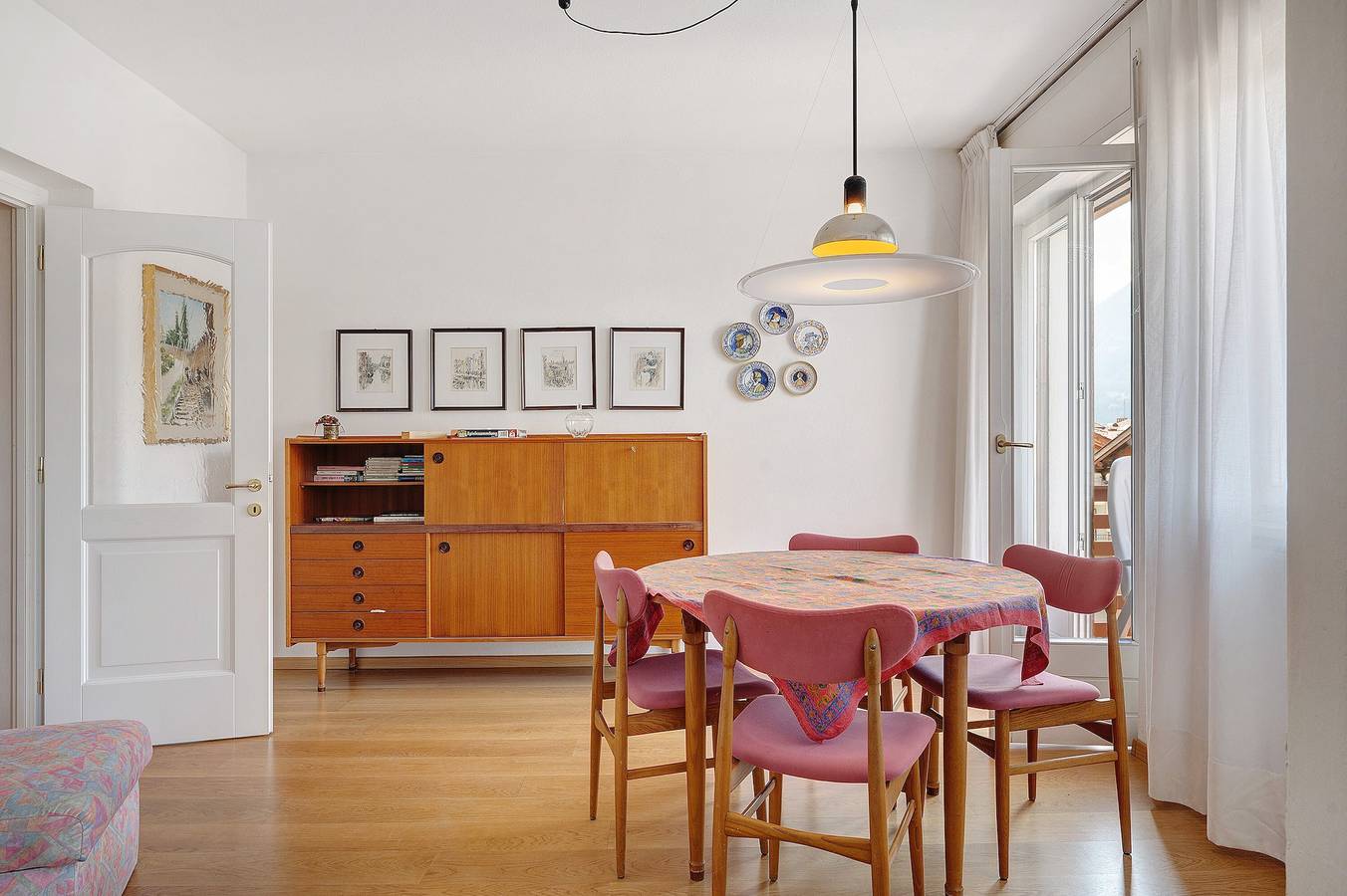 Entire apartment, Apartment 'Marta' with Mountain View, Balcony and Wi-Fi in Cavalese, Fleimstaler Alpen