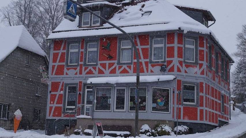 Ferienwohnung für 5 Personen, mit Garten in Tanne