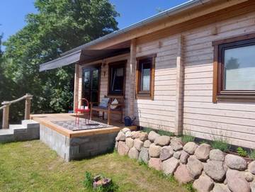 Bungalow für 6 Personen, mit Garten und Balkon sowie Ausblick und Seeblick in Mönkebude