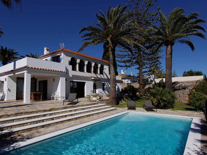 Chalet para 8 personas, con piscina además de vistas al mar y terraza en Fuente del Gallo