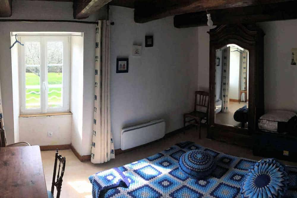Typisches Haus in einer ruhigen Gegend nahe dem Meer (1,7Km) in St Lunaire in Saint-Lunaire, Saint-Malo und Umgebung
