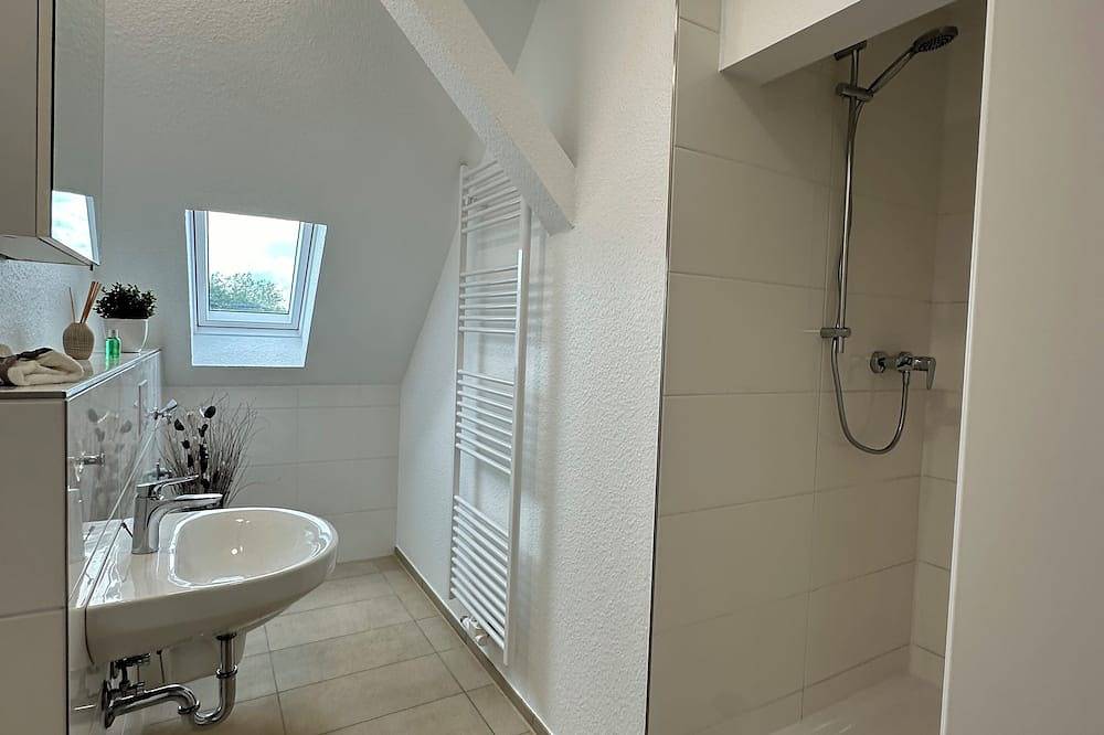 Appartamento intero, Zentrales Neues, Modernes Apartment. Schneller Zugang Mittels Code-schloss in Herne, Ruhrgebiet