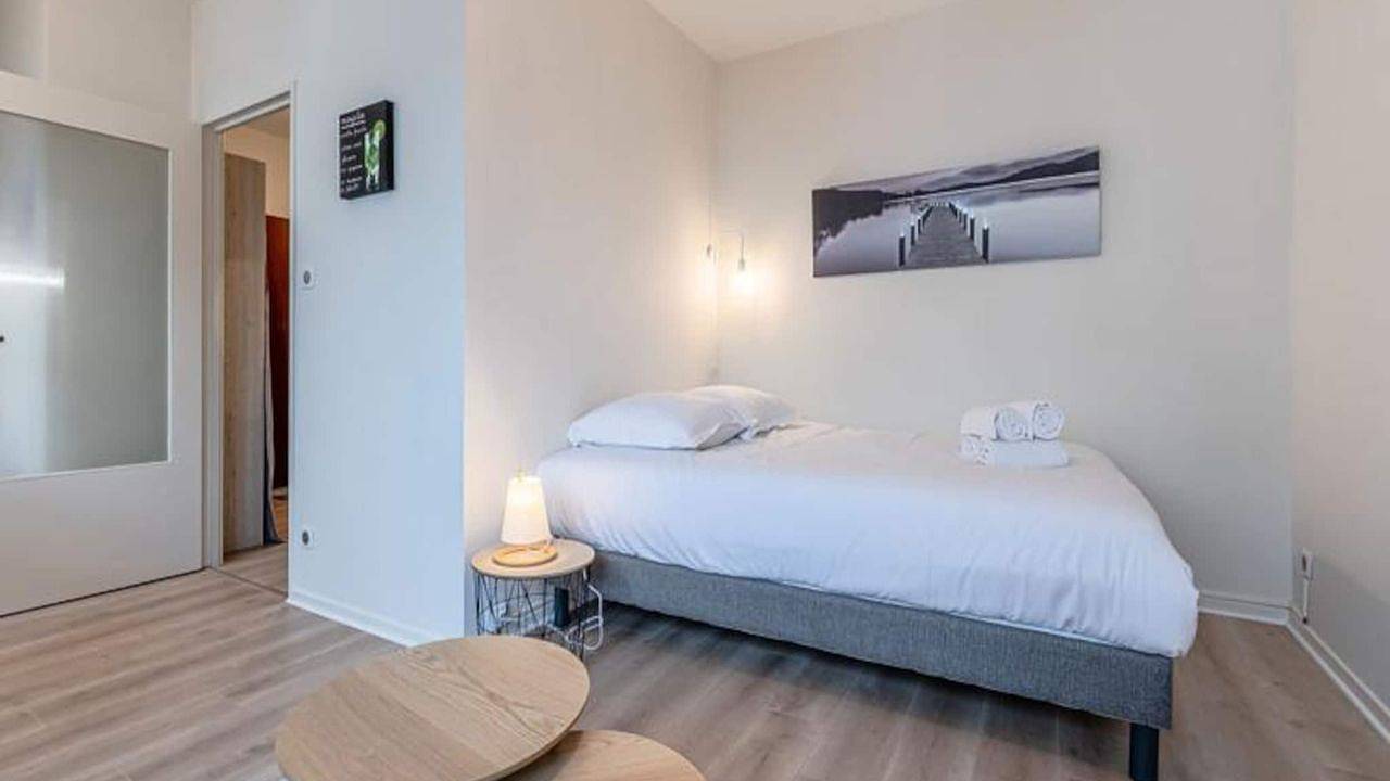 Entire holiday apartment, Ferienwohnung für 2 Personen (35 m²) in Thionville in Thionville, Moselle